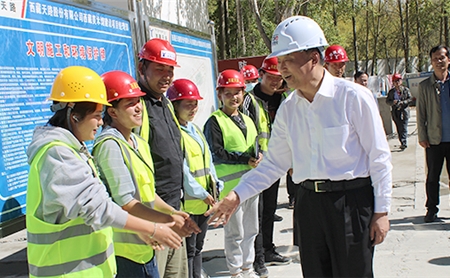 s-450-278-226374693123195566884704091