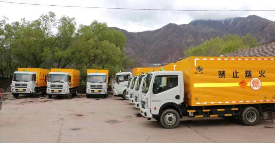 s-924-480-196374666102921885472568085