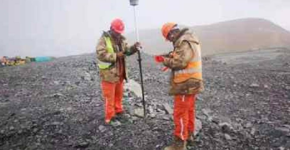 s-924-480-196374666356494787804452214