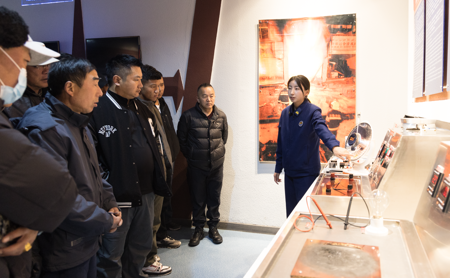 s-450-278-116389850104491826428063076